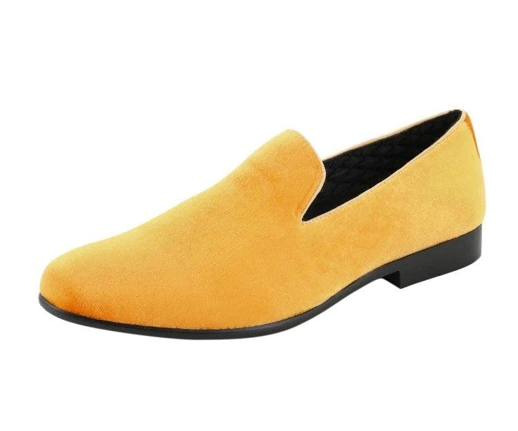 Gelbe Wildleder-Smoking-Slipper: Der unwiderstehliche Hauch von Luxus für Ihre Füße!